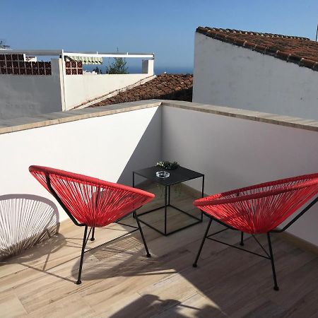 Villa Cerezo'S House - Terrace & Jacuzzi Frigiliana Exterior foto